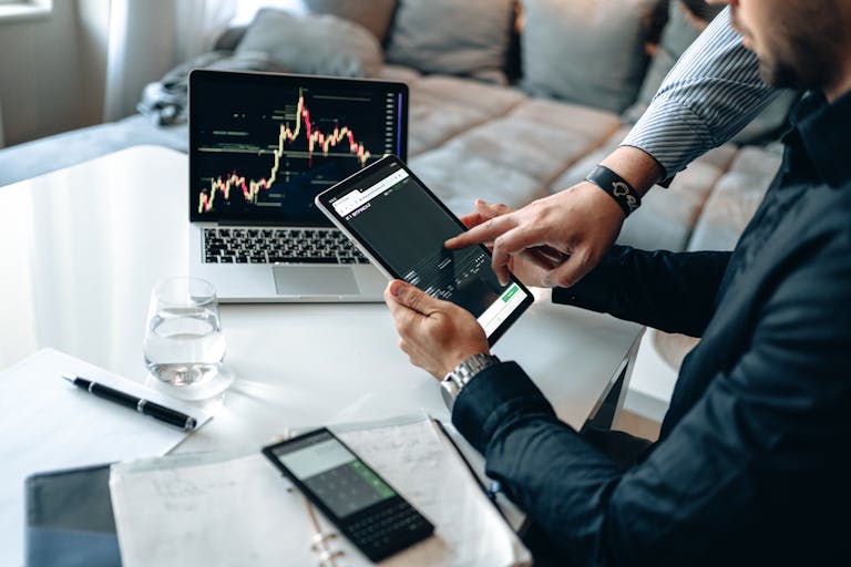 Dans quoi investir au Canada ? Guide simple pour les nouveaux arrivants