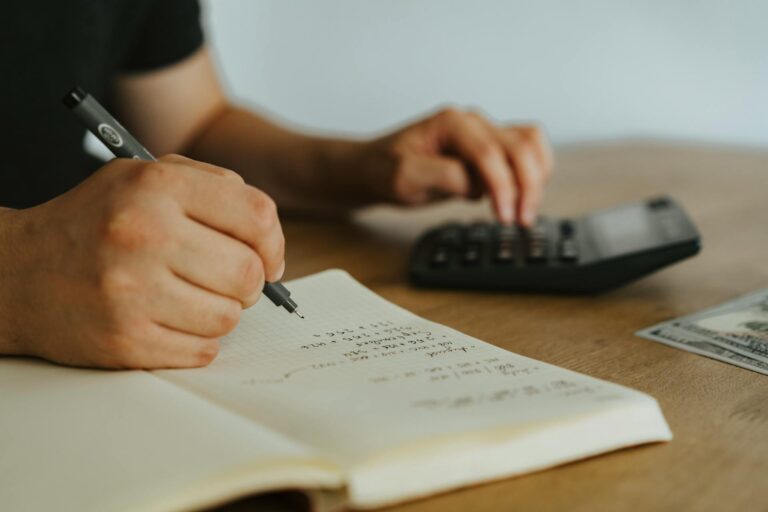 Comment bâtir un filet de sécurité financier solide au Canada